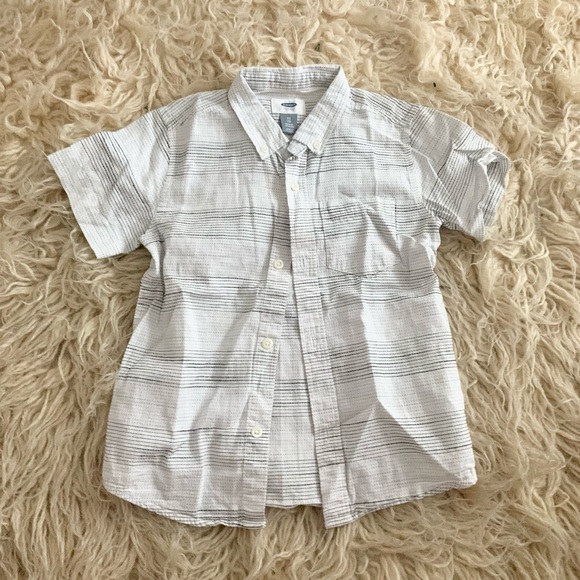 Old Navy Other - Old Navy | Short Sleeve Button Up White Gray